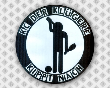 Runder gestickter Aufnäher Patch mit Schriftzug und Figur in schwarz
