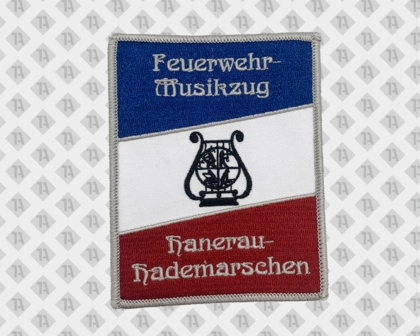 Rechteckiger gestickter Patch Aufnäher mit Kettelrand Musiker Bands blau weiß rot Musikzug