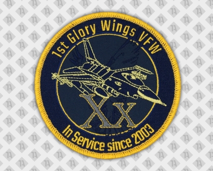 Runder Patch Aufnäher Abzeichen Badge gestickt mit Kettelrand Wings Flugzeug ghelb blau service Vereine