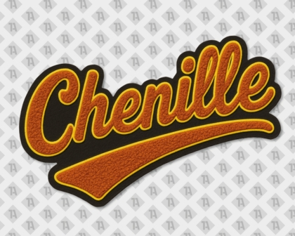 Orange Chenille-Schriftzug „Chenille“ im Script-Stil mit geschwungenem Unterstrich, gelbe Kontur, schwarze Filzunterlage