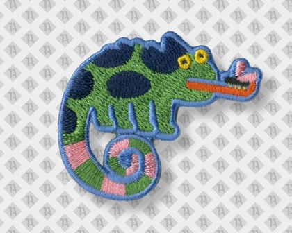 Patch Aufnäher vollausgestickt Nähprojekte buntes Chamäleon