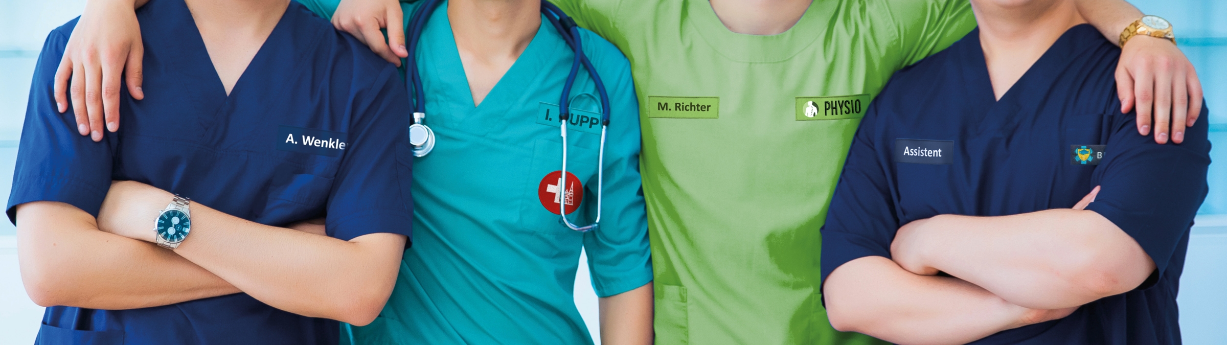 Arbeitskleidung für Pflegepersonal persönlicher und freundlicher gestalten.