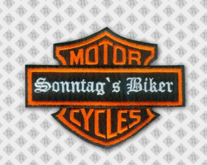 Gestickter Aufnäher Patch in Konturgeschnitten Schriftzug in orange