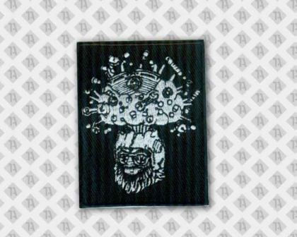 Gestickter Patch Aufnäher Biker mit schwarzem Hintergrund und weißem Motiv Kopf
