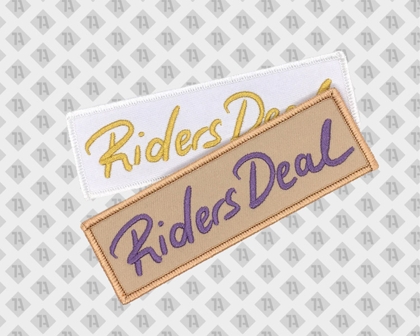 Eckiger Patch Aufnäher gestickt mit Kettelrand Riders Deal metallic gold Firmen