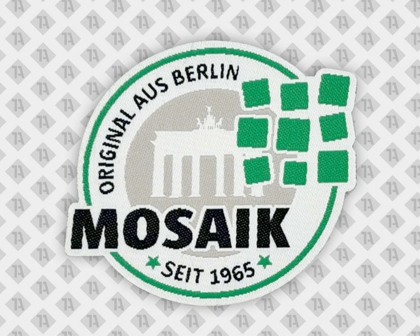 Gewebter Patch mit Laserschnitt im Konturschnitt, Mosaik Motiv und Berliner Brandenburger Tor