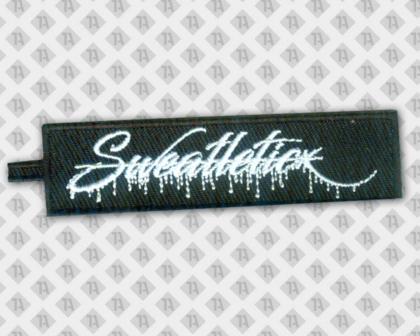 Schlüsselanhänger gestickt mit Schlaufe schwarz weiß Musiker Bands