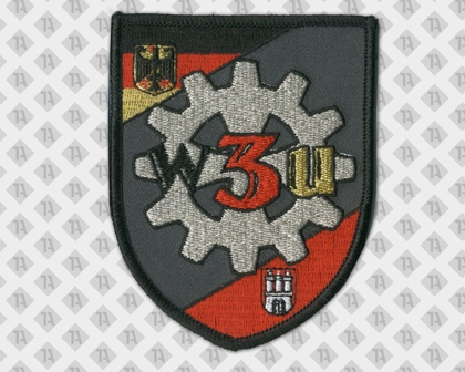 Wappen gestickt mit Kettelrand und Metallicgarnen Zahnrad