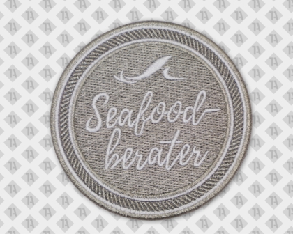Runder Patch Aufnäher gestickt mit gestickten Rand metallic silber Seafood Berater Gastro
