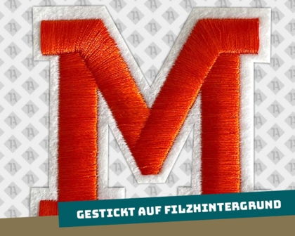 Konturgeschnittener Patch Aufnäher gestickt mit Filzhintergrund Buchstabe weiß orange