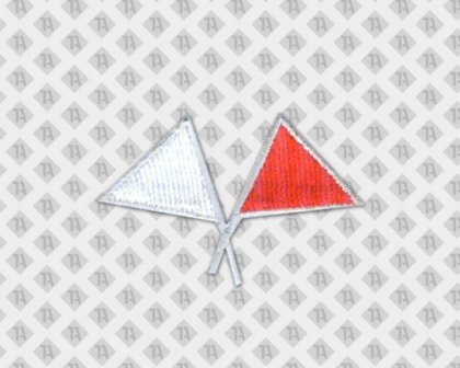 Konturgeschnittener Patch Aufnäher Badge gestickt Fahnen weiß rot Vereine
