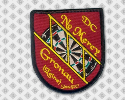 Gestickter Patch Aufnäher Abzeichen Badge in Wappenform mit Kettelrand Darts Vereine