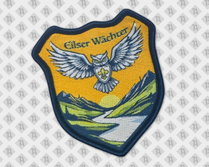 Gewebter Patch in Wappenform mit Kettelrand Eule Wächter