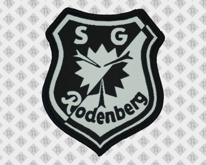 Gestickter Vereinsaufnäher SG Rodenberg in Schildform mit Pfeilmotiv – zweifarbiger Patch mit Kettelrand