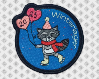 Winterlager Patch gewebt Sonderform Waschbär Eislaufen