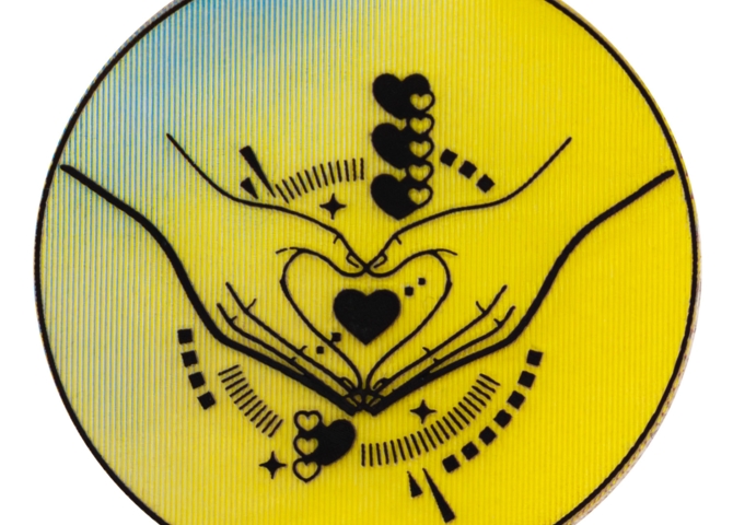 3D Applikation auf Trägerstoff, Herzhände, Holoeffekt - Bild 1