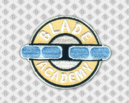 Gestickter Aufnäher Patch konturgeschnitten mit gesticktem Rand Firmen Blade Academy