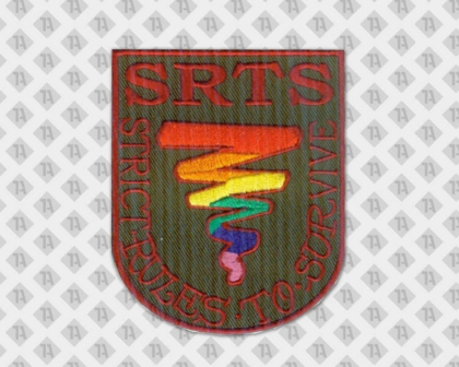 Gestickter Patch Aufnäher mit gesticktem Rand in Wappenform Regenbogenfarben Feuerwehr