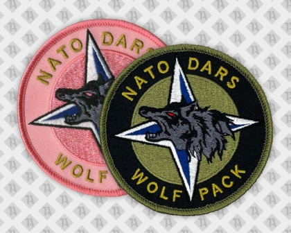 Runder gestickter Aufnäher Patch Kettelrand Bundeswehr grün schwarz rosa Wolf Pack