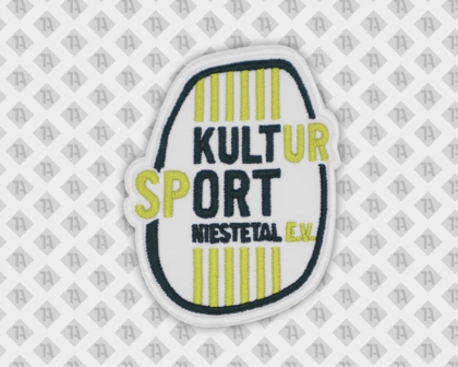 Konturgeschnittener Patch Aufnäher gestickt mit gesticktem Rand Kontur grün schwarz weiß Vereine