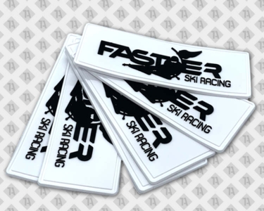 Rechteckiger Aufnäher Patch Rubber PVC schwarz weiß Firma