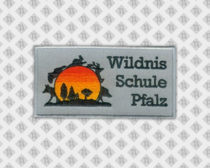 Rechteckiger Aufnäher mit Sonnenuntergang und Wölfen für Wildnisschule Pfalz